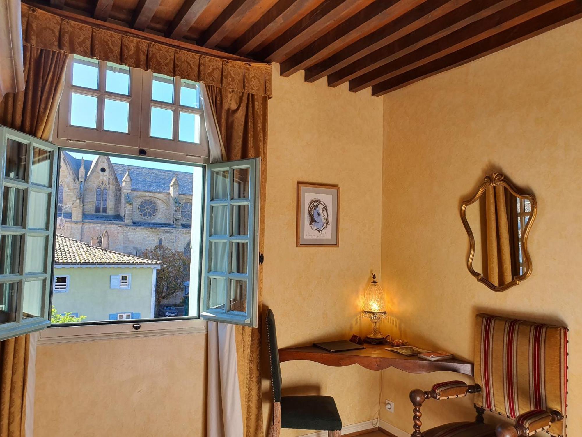 La Maison Des Consuls Mirepoix  Bilik gambar